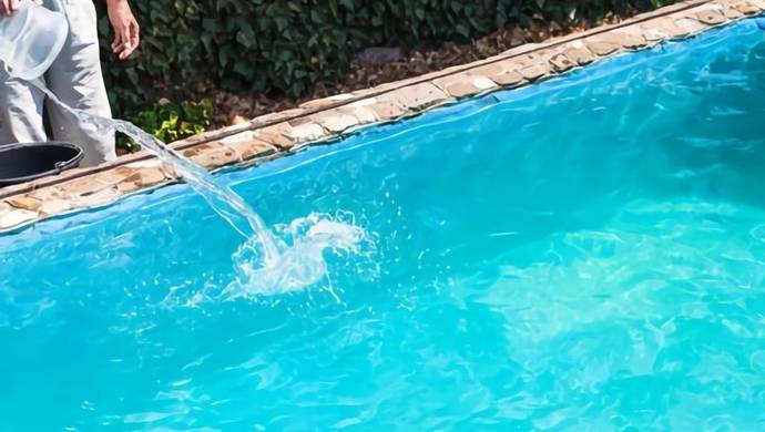 Chlorination without using Cyanuric Acid - Mr Pool Man