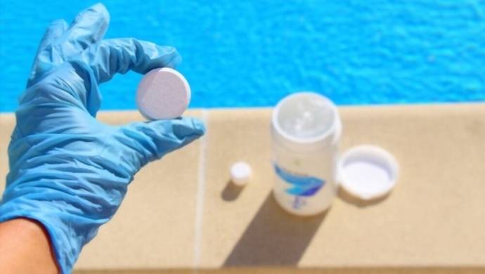 Chlorine: What Is It and How Much Does My Pool Need? - Mr Pool Man