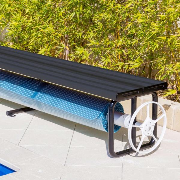 Daisy Under Bench Pool Cover Roller - Standard